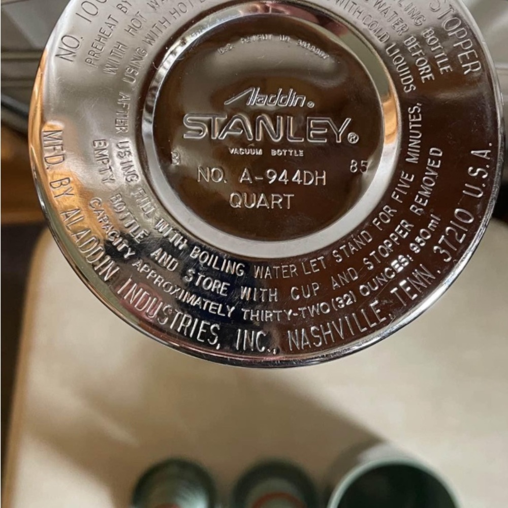 Retro 1970’s Green Aladdin Stanley Thermos 1 Qt - Picture 5 of 8